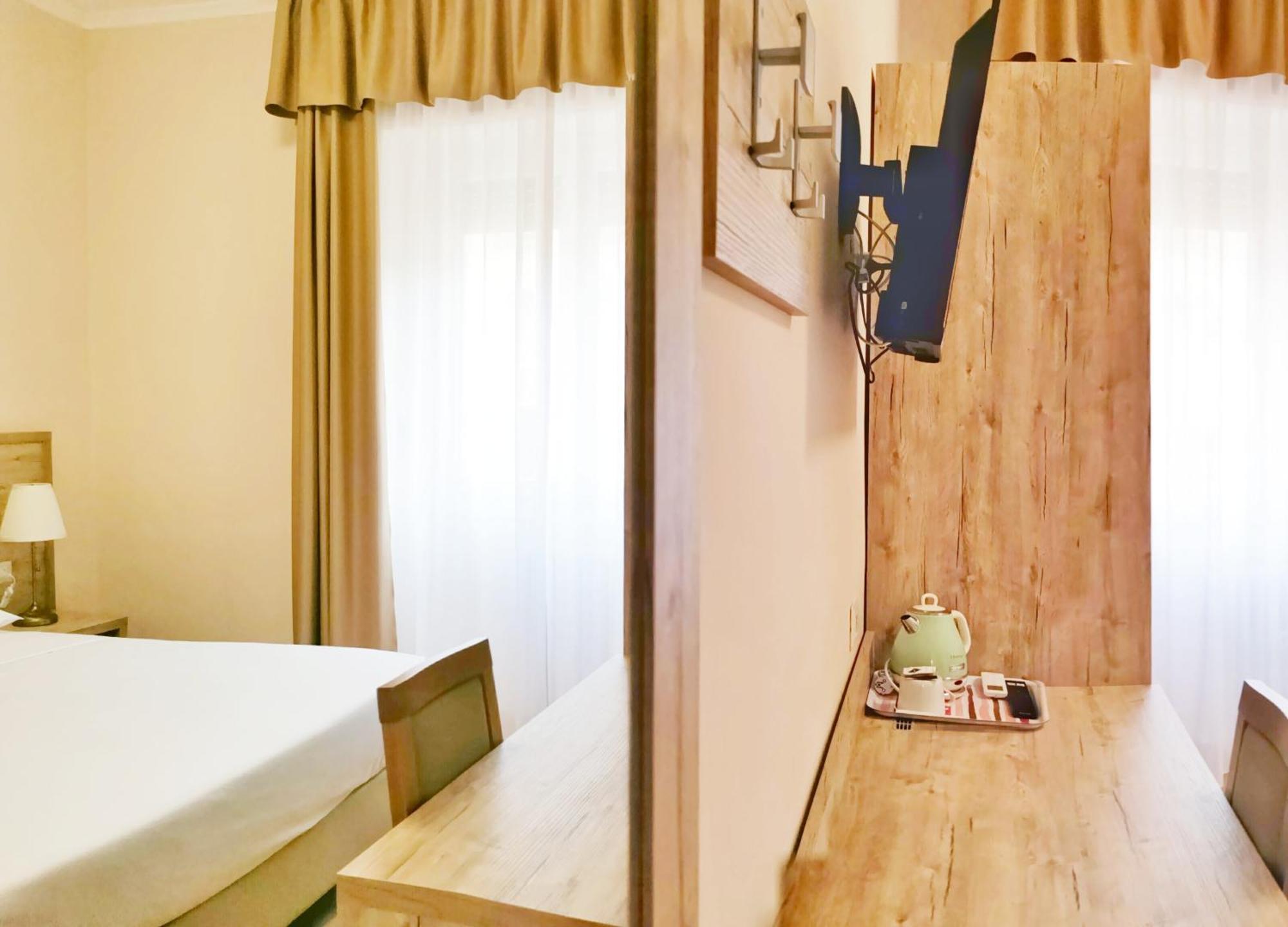 Guesthouse Central Station Group - Via Ponte Seveso 18 Milano Exteriör bild